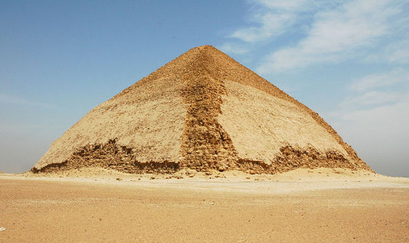 Los terraformes Bent-pyramid-636144